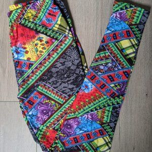 Agnes & Dora Leggings S/M baby suede Batik Lace Multicolor  NWT